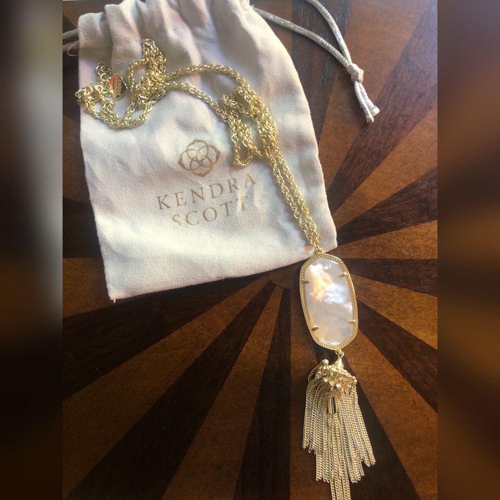 Kendra Scott Rayne Ivory Mother-of-Pearl Necklace